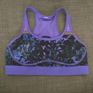 S lululemon sports bra
